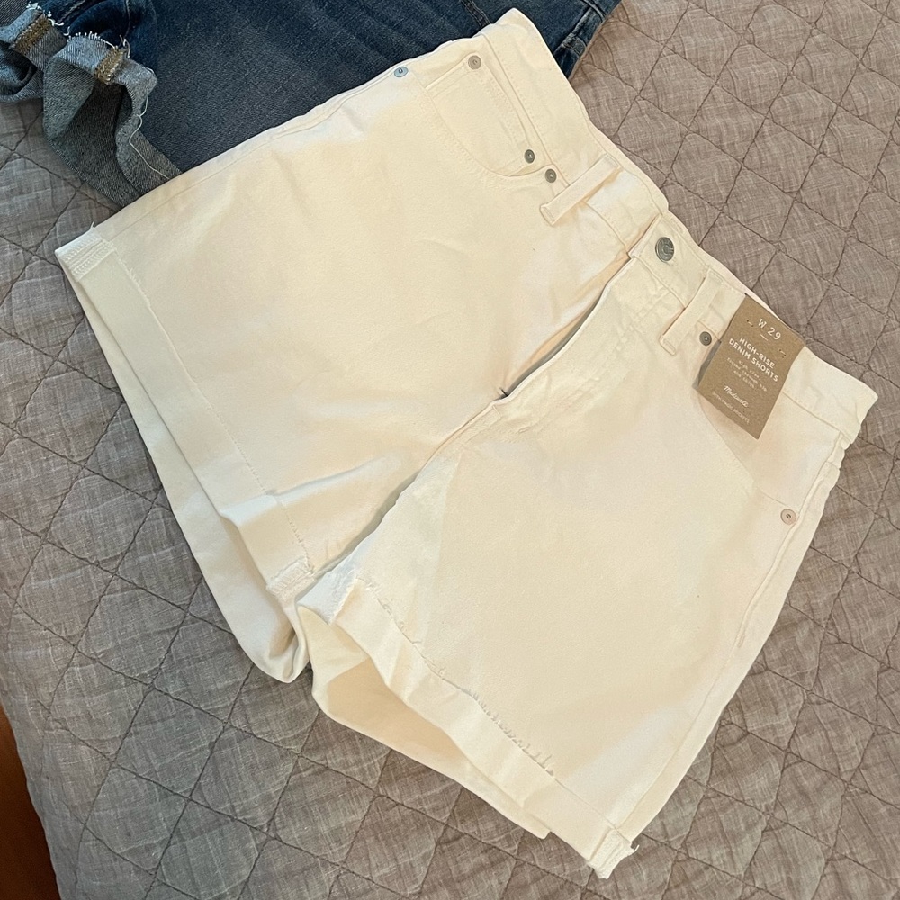Madewell White denim shorts NWT